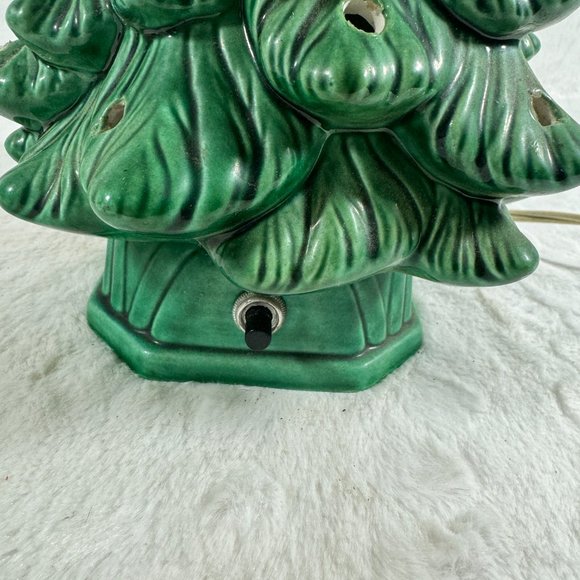 Vintage 1964 Holland Mold Lighted Ceramic Christmas Tree with base extra lights - Picture 7 of 15